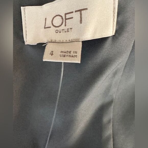 LOFT OUTLET Elegant Gray Sleeveless Jumpsuit Size 4 - Picture 10 of 12